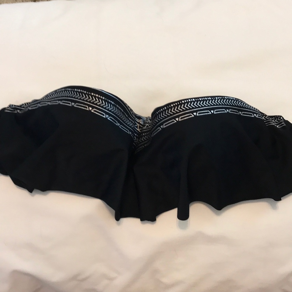 Strapless bikini top